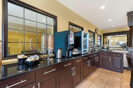 Best Western Plus DFW Airport Suites