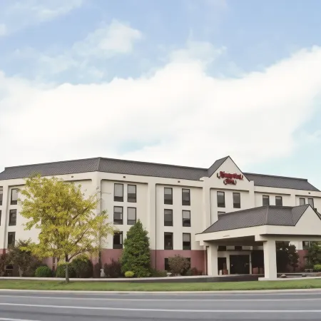 Hampton Inn Gettysburg Отели в г. Боннеовилл