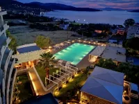 Marmari Bay Hotel - Kolam Renang