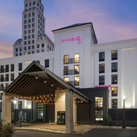 MOXY Memphis Downtown
