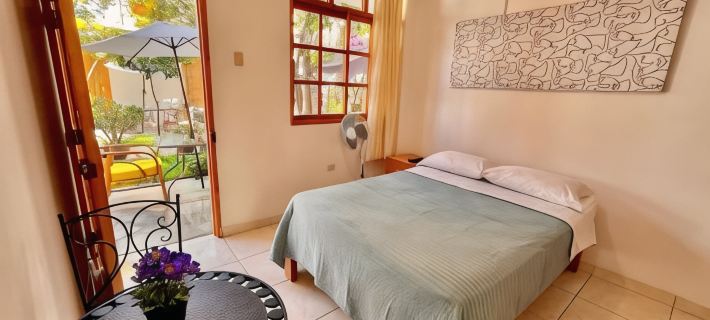 El Huerto Hostel Hotels in Ica