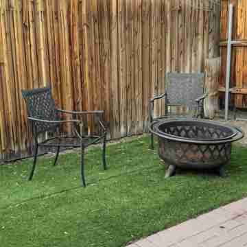 Welcome to the Tiny House. Hotel Exterior