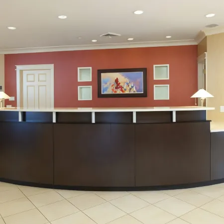 Residence Inn by Marriott Holland Отели в г. Холланд