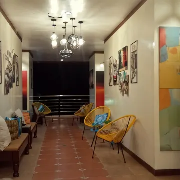 The Stopover Hostel - Mactan