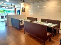 Hotel Pankaj Residency - Bathtub