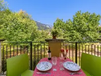 Budget Village Apartments - Porto Letizia Hotels in Porlezza