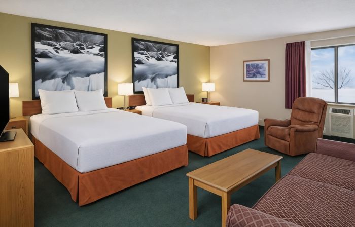 Super 8 by Wyndham Antigo