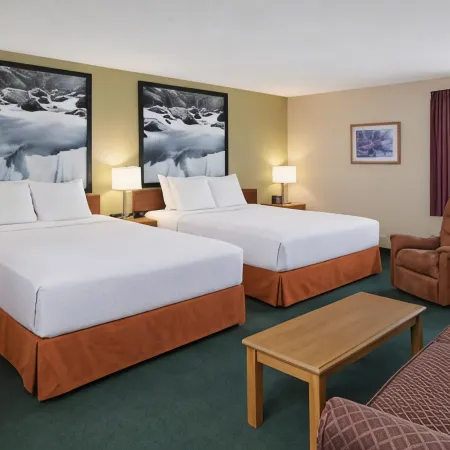 Super 8 by Wyndham Antigo