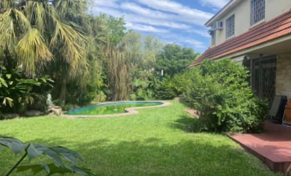 Deaf twins bed/breakfast - Housity