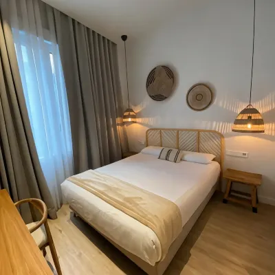 Casa du Soleil Hostal Boutique Hotels near Gran Via