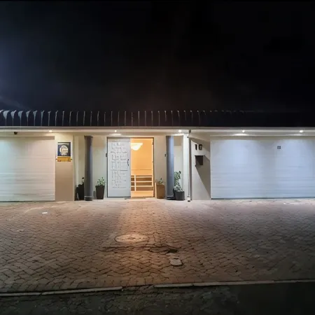 Sea Sands Villa Отели рядом с достопримечательностью «Торговый центр Longbeach»