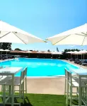 Natura Resorts - piscina