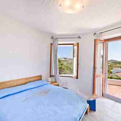 Beachfront villa on the first row with lovely view Rooms