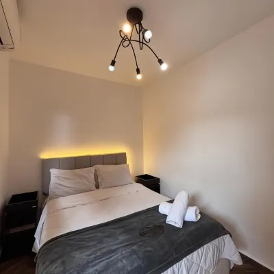 Youse Hostel - Usp Acadepol Hotels near Villa-Lobos Park