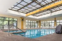 Quality Inn National Fairgrounds Area - Swimmingpools