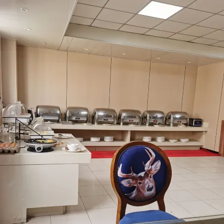 Xin Kai Yue Hotel