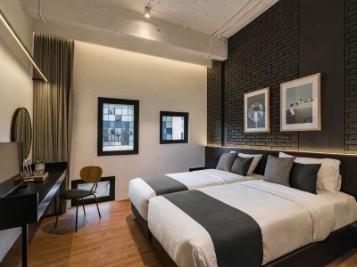 Qub Rooms