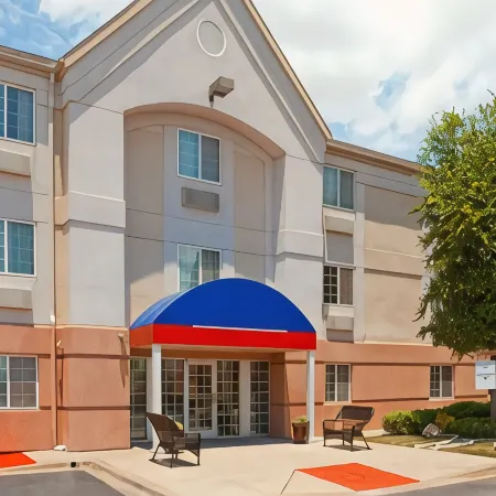 Sonesta Simply Suites Fort Worth