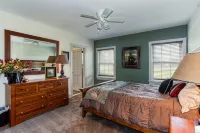 The Farm House at Hunting Creek - 4-Star