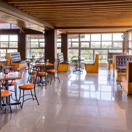 Eton Hotel