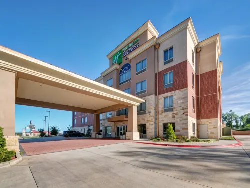 Holiday Inn & Suites OKLAHOMA CITY NORTH by IHG