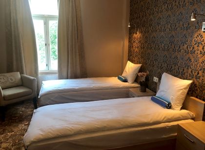 Villa Kadriorg Hostel