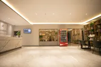 Home Inn Huaxuan Hotel Select (Zhoukou Taifuling Branch) - Pet friendly