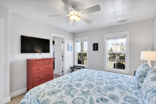 Sea 2 Sea - 4 Bdrm w/ Pool and New Patio - 1 Minute Walk to Beach - 2つ星