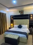 Mainstay Luxury Apartments