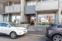 Petone Studio - Balcony, Bath Tub, Sleeps 2 - 3 stjerner