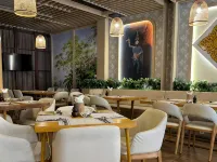 CLOVER HOTEL MONIVONG - BY EMMA โรงแรมใกล้แม่น้ำโขง