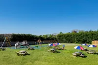 My Spacious Kentish 3-Room Van at Birchington Vale - Homestays