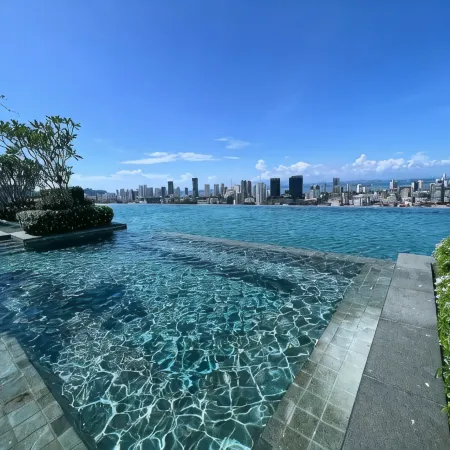Beacon Executive Suites by stayCATion Homestay