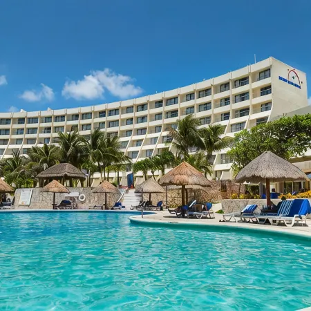 Royal Select at Grand Park Royal Cancún - All Inclusive - Adults Only