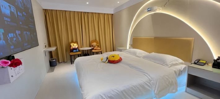 Lexiang Cinema Hotel (Sihui Dawang Plaza) Отели в г. Сыхуэй