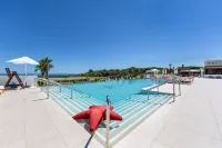 SO/ Sotogrande Spa and Golf Resort Hotel Costa del Sol - Swimmingpools