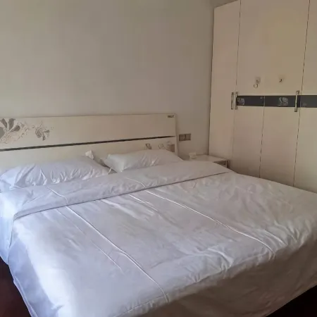 Lezhi Chuanchi Homestay (Longcheng Mansion)