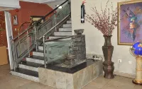 Prestige Hotel And Suites - Phòng tập thể hình