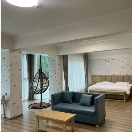 Zamthang Number One Hotel