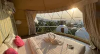Stratus  Resort