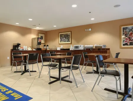 Microtel Inn & Suites by Wyndham Lithonia/Stone Mountain