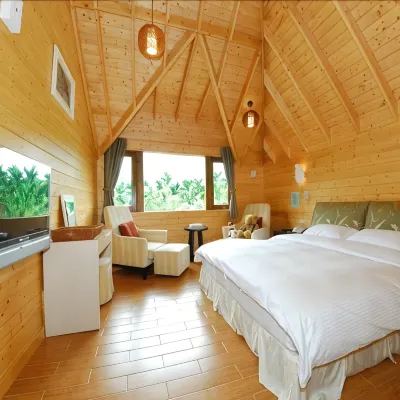 Sakura Villa Hotels near Fenghuanggu Bird and Ecological Park