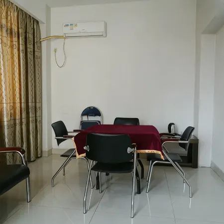 Jinhui Business Hotel