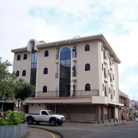 Alajuela Backpackers Airport Hostel