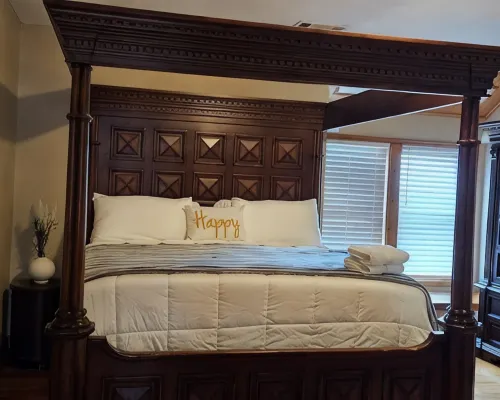 Vacation, Wedding, Retreat & Family Gathering, Spa and Theater rooms - Sleeps 30 Hotels in Meriwether County