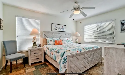 Beachfront Gulf Views 2BR 2BA with pool and elevator -just steps to the beach