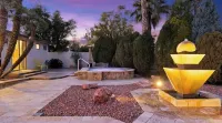 Lakefront Resort Villa - Heated Infinity Pool & 8-Seat Spa - Kayaks - 4BR - 4 ดาว