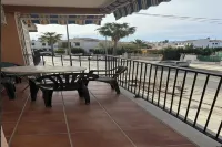 Beachfront apartment (pet friendly)