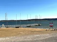 Relaxing Ranch Style Lake House/ Hot Tub Getaway!!! Pet Friendly!!! - 4-Star