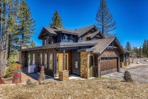 Schaffer's Mill Luxurious Mountain Escape w/ Hot Tub, BBQ, Firepit & EV Charger